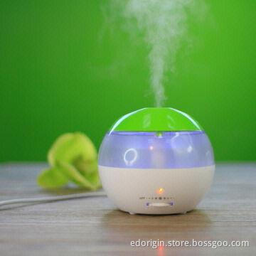 Personal Humidifier with 120mL Water Capacity and Blue LED Light